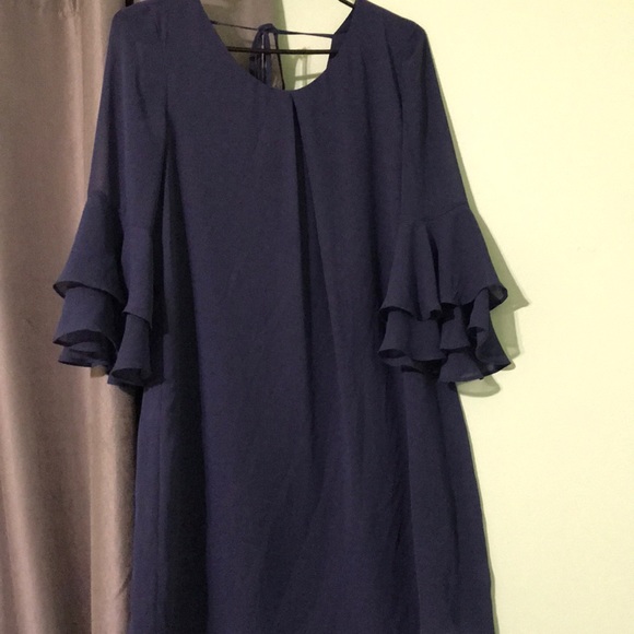 Clothes - Picture 3 of 3